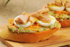 Bruschetta de atún