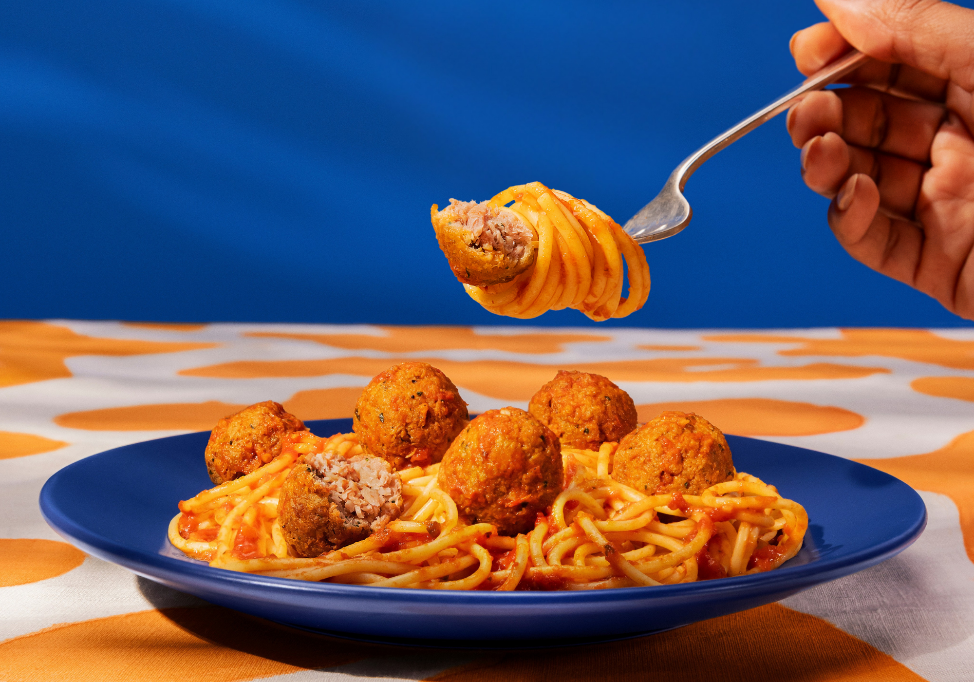 Fideos y albóndigas de Sardinas con Salsa